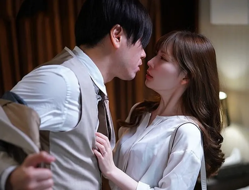 Cấp trên thầm yêu em thư ký đã có người chồng và kế hoạch cho chuyến công tác