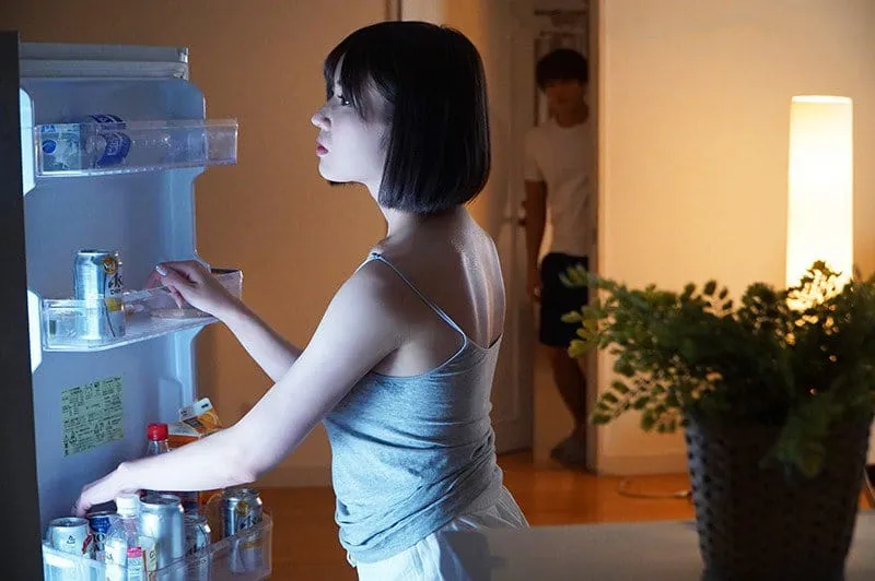 Chị người vợ cãi nhau với ông xã đến nhà eny ở rồi nện luôn chồng yêu em gái